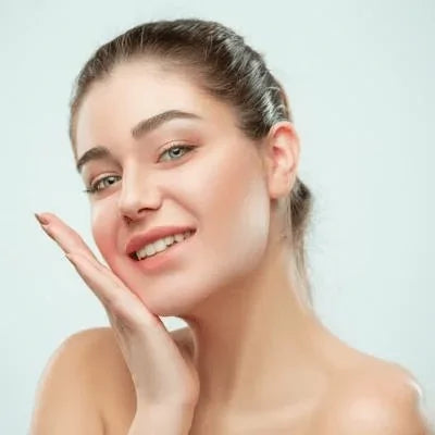 Glow Starts Here: The Ultimate Guide to SkynVel Whitening Facewash G+ by Skinlite